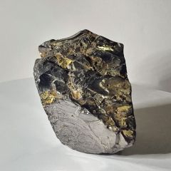 Exklusiver Edel-Schungit Stein 186 g