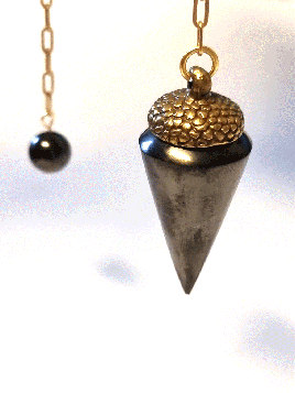 Péndulo de shungit “Bronze-Velanídi” con cuenta negra. Piedra natural de Carelia, ideal para comprar shungit y uso espiritual.