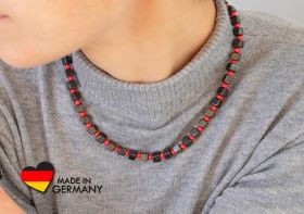 Schungit Halskette "Lizhmozero" mit roten Glasperlen
