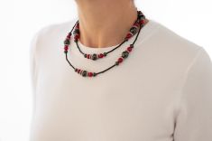 Halskette "Tedino" mit Schungit- und Glasperlen
