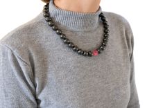 Schungit-Halskette "Powenez" mit Jaspis-Perlen